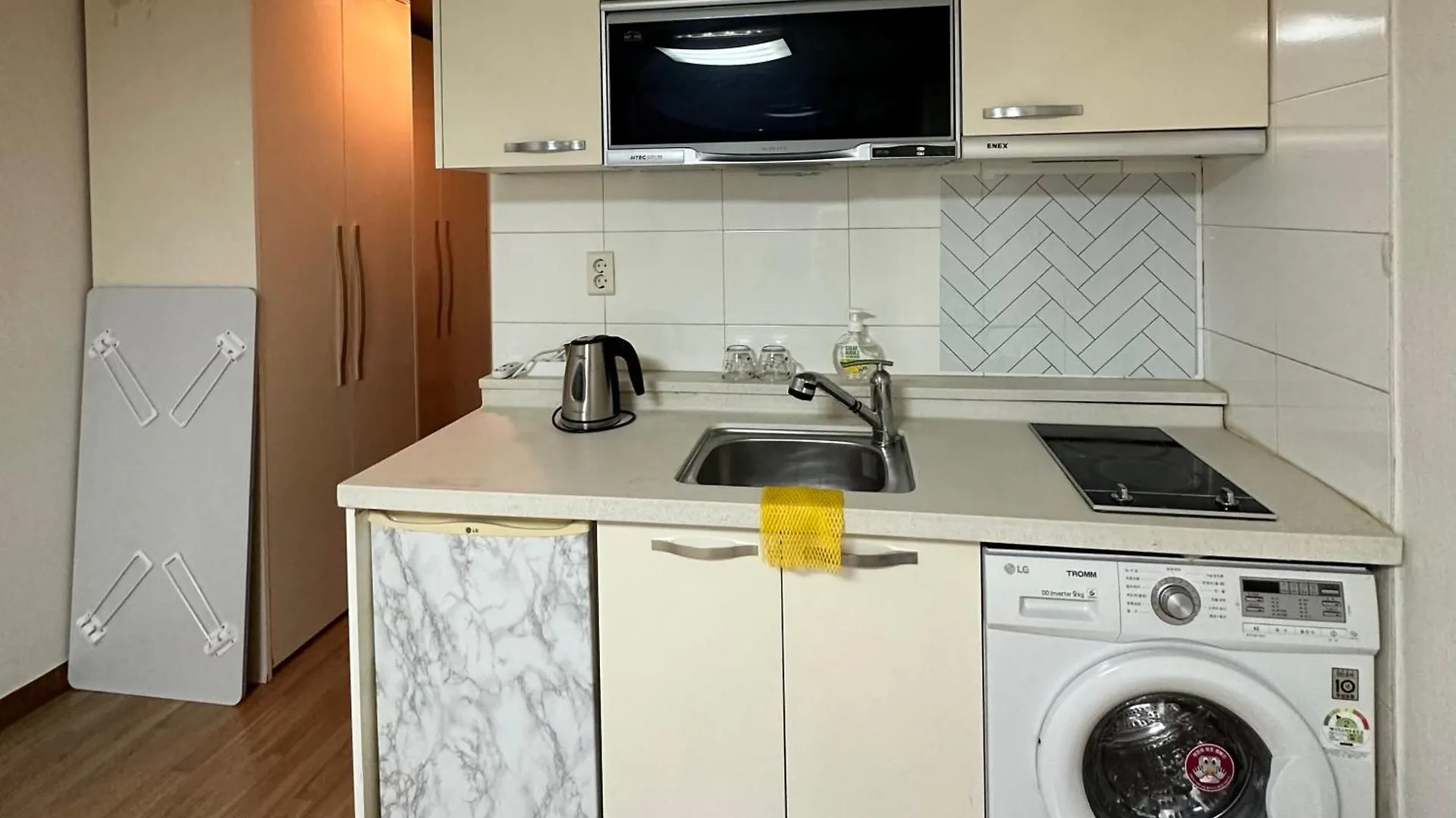 D&D Pinevill Apartman Puszan